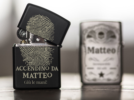 Accendino Zippo con incisione