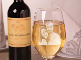 Calice da vino con cuori