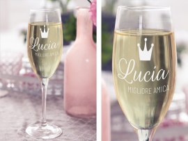 Flute da champagne per amiche