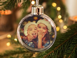 Pallina di natale con bambini