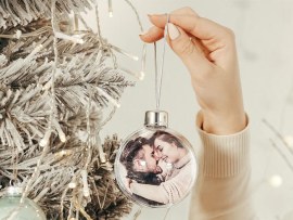Pallina di natale innamorati