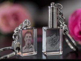 Portachiavi in vetro con foto incisa